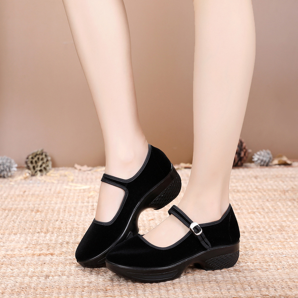 Ju Hutong Dance Shoes Women's Square Dance Thickened Bottom Non-slip Wear-resistant Soft Ultra-light Wedge Work Etiquette Black Cloth Shoes