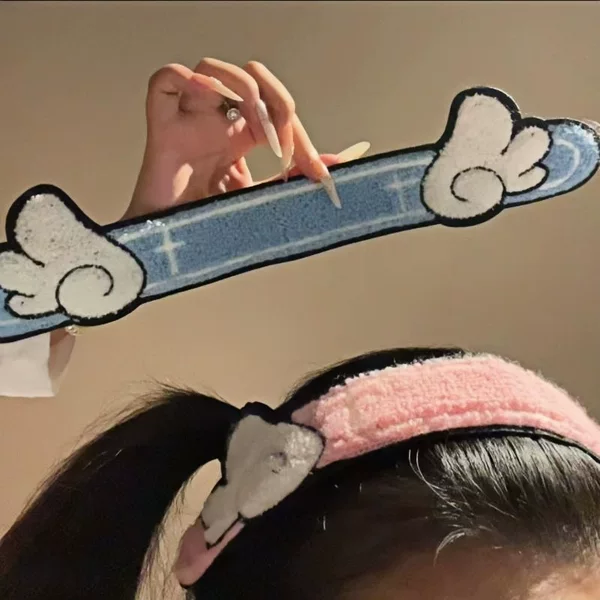 Cute Angel Wings Magic Hair Sticker Plush Cartoon Bangs Sticker for Girls, Hair Fixing Magic Tape, Side Hair Accessory