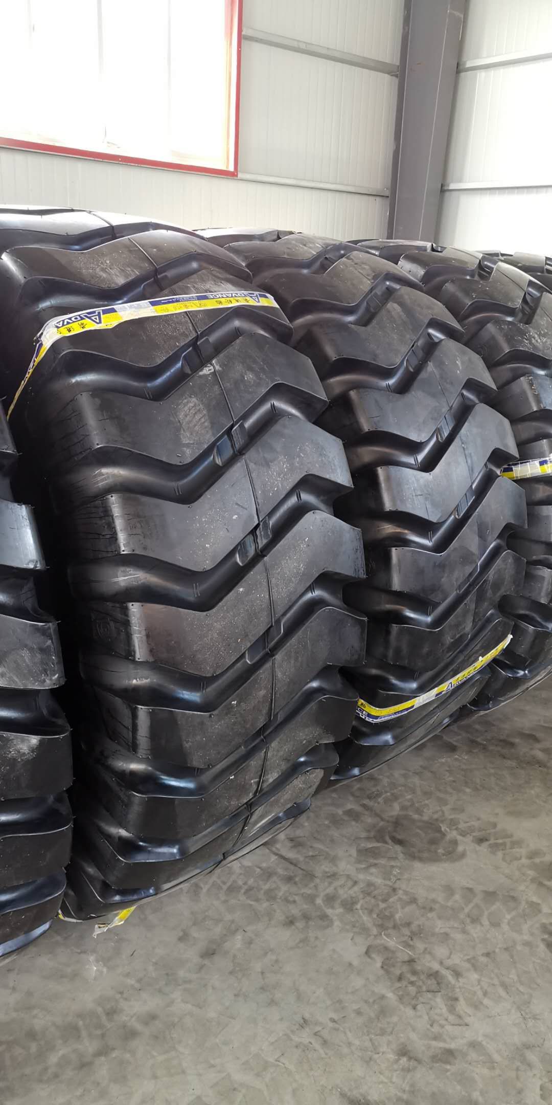 Brand New Chaoyang Triangle Fengshen Henan Forward Loader Tire