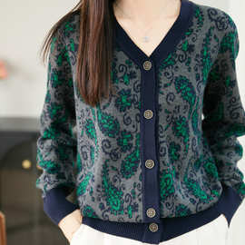 秋冬加厚双股v领羊毛针织开衫女外套提花长袖宽松上衣毛衣打底衫