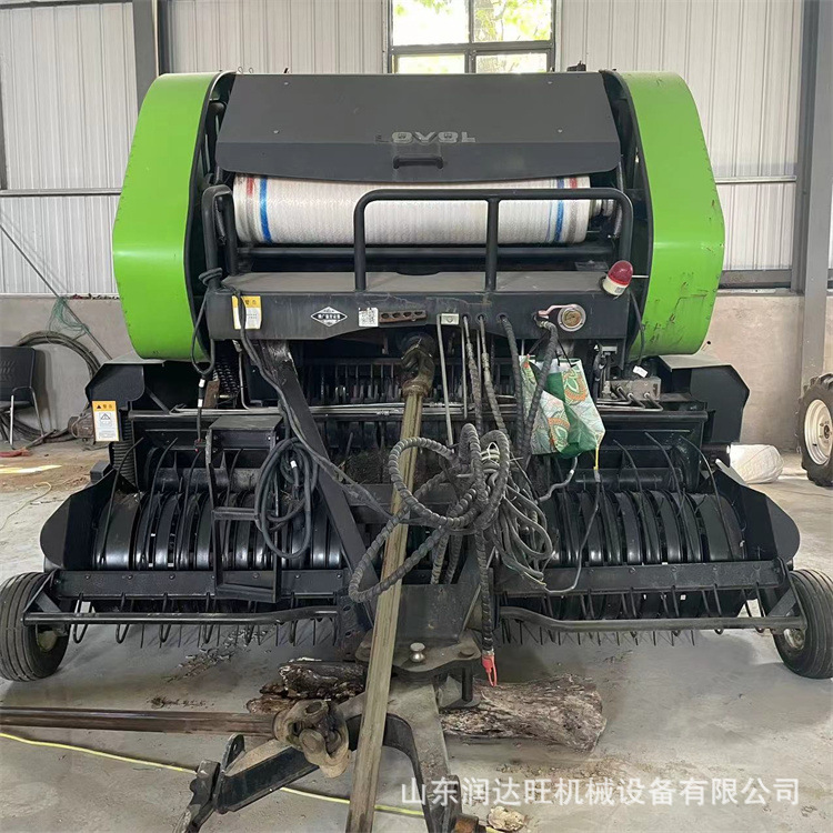 中联重科青储打捆机全自动农用割草机 玉米秸秆粉碎打包机圆捆捡