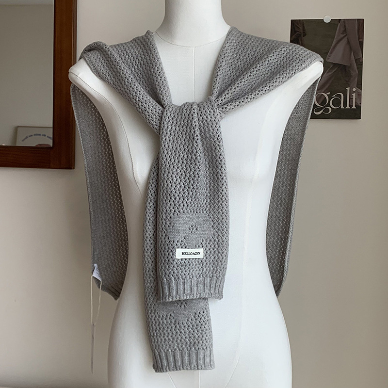 Sopa de punto de alta sensación nueva camisa de estilo extranjero falso cuello de moda universal sopa de punto cruzado con hombros pequeños
