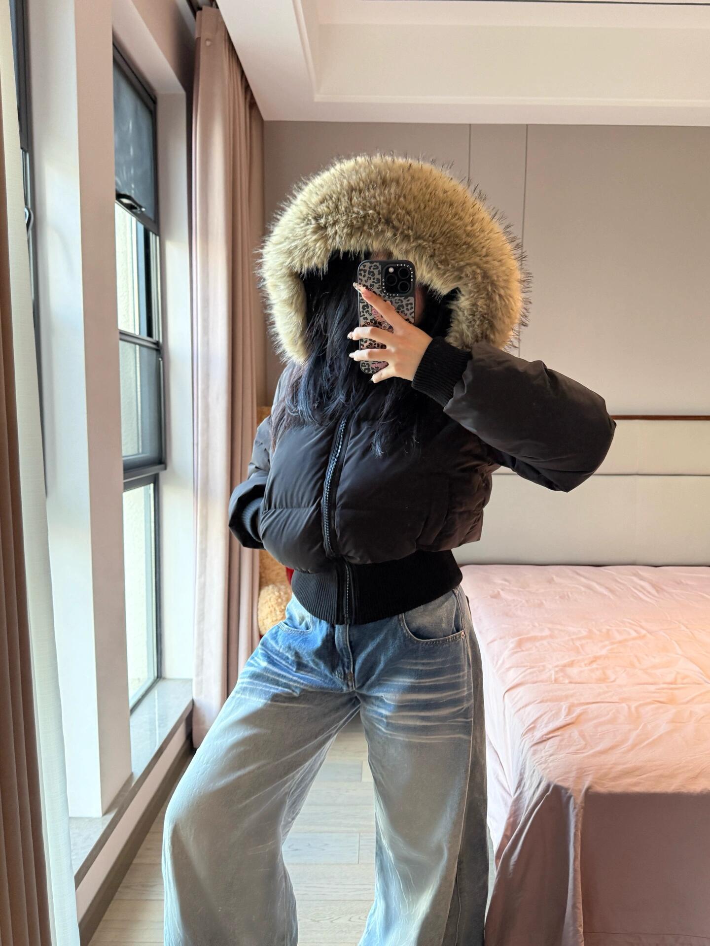 짙은 남색