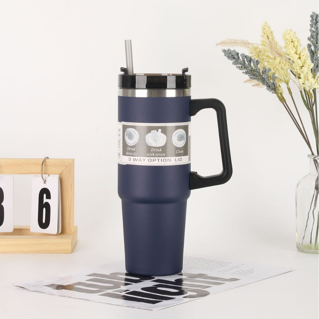 Nueva taza del coche del acero inoxidable 30oz con la taza del vacío de la capacidad grande de la manija con la taza práctica del helado del coche de la paja