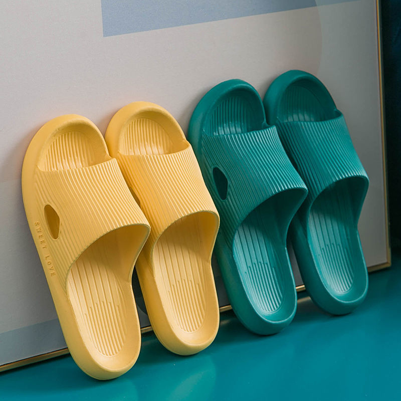 New Indoor Household Soft Bottom Slippers Bathroom Bathing Non-Slip Sandals for Couples Outfit Women's Summer Men's Home Shoes