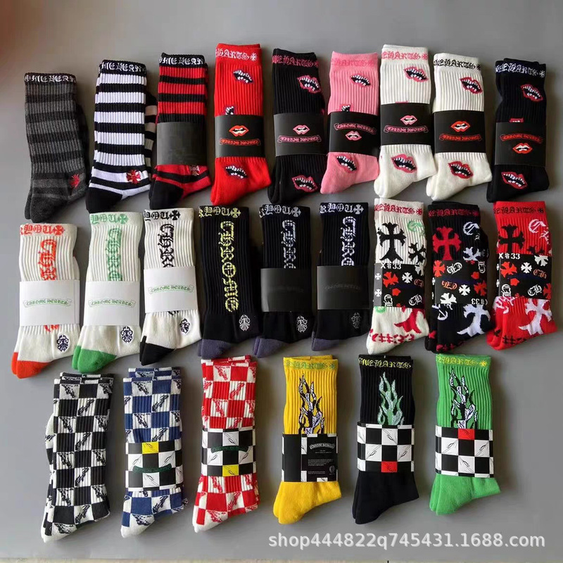 Chrome Hearts Graffiti Red Lip Towel Bottom Men's and Women's Mid-Calf Sports Socks Skateboard Socks