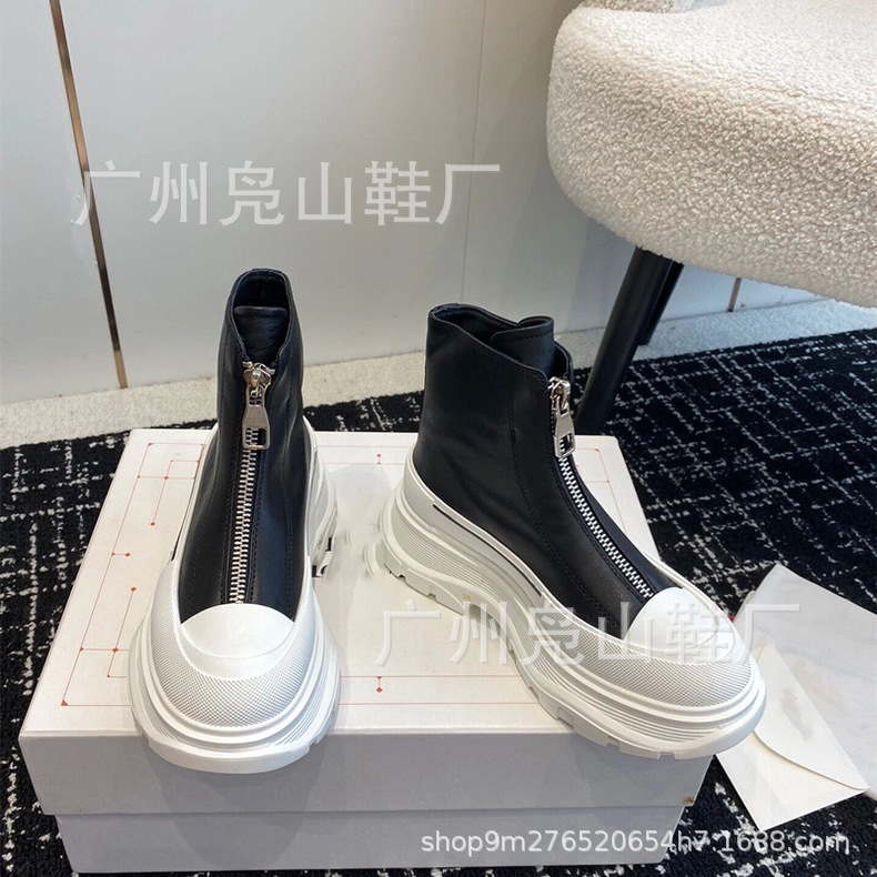 McQueen 지퍼 프론트 앵클 부츠 여성용 2023 가을과 겨울 영국 스타일 앵클 슈즈 컬러 스플릿 플랫폼 하이솔 마틴 부츠