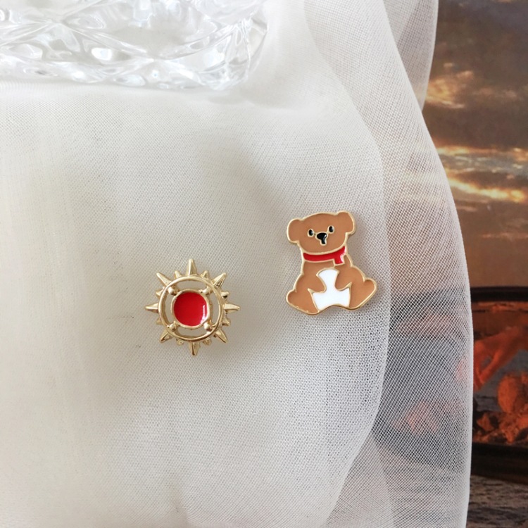 Personality Petite Cartoon Cute Bear Sun Flower Stud Earrings display picture 4