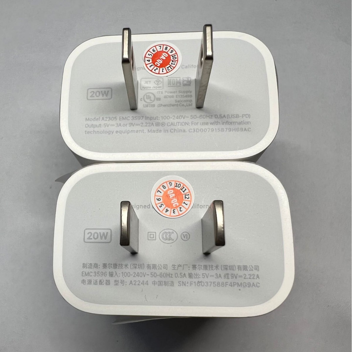 20wPD fast charging head suitable for Apple Series 14 mobile phone 20W fast charger iPhone13pro