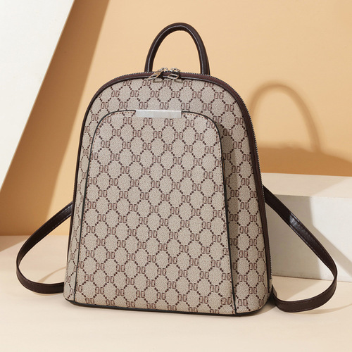 双肩包女包新款韩版时尚旅行逛街学生字母个性大背包一件代发