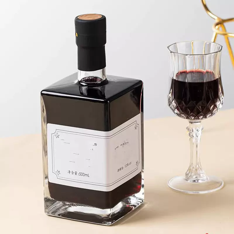新款方形玻璃酒瓶晶白料果酒瓶红酒瓶新款葡萄酒瓶自酿酒分装空瓶