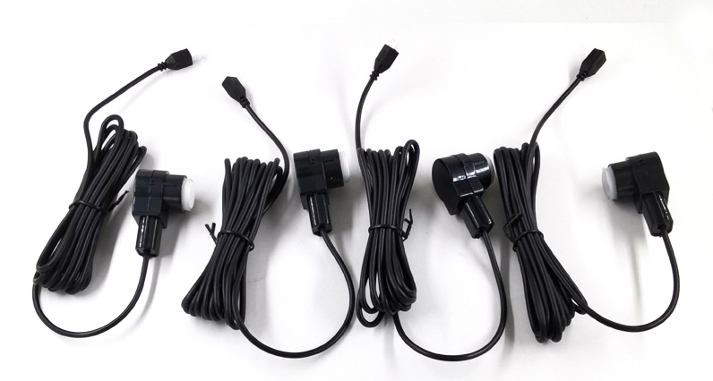 Foreign trade factory direct crescent LED display buzzer car universal reversing radar 4 probe accurate detection