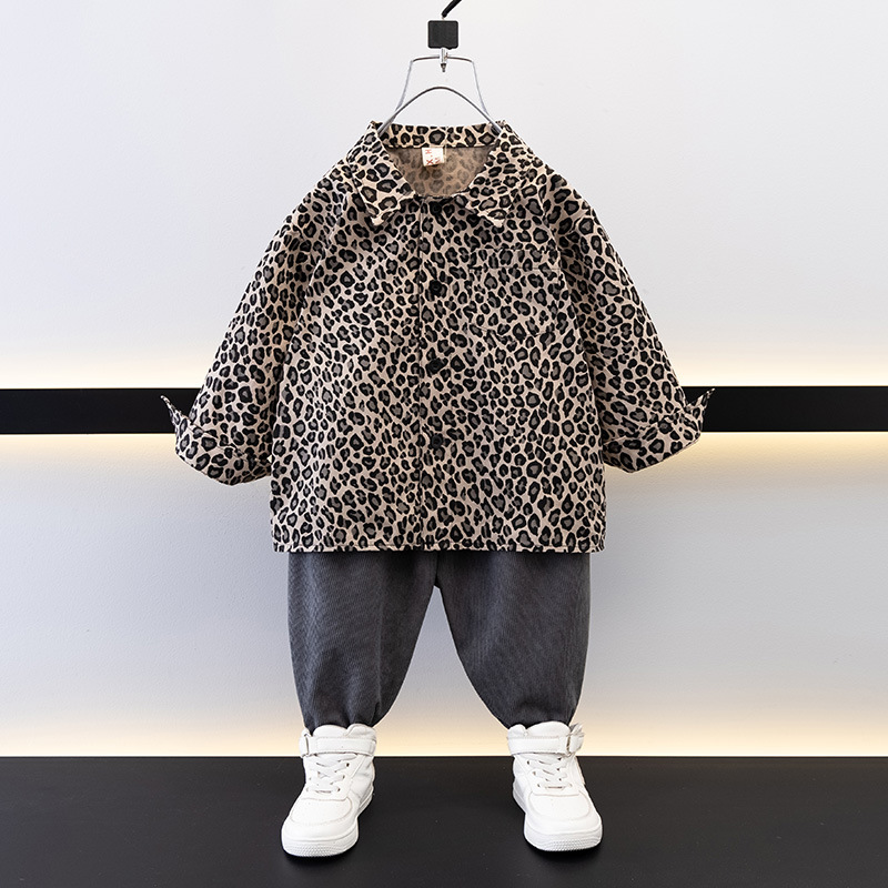 7722 Traje de camisa con estampado de leopardo de primavera para niños 2025 Nuevo estilo para niños Moda occidental Ropa de primavera y otoño Traje de dos piezas para bebés