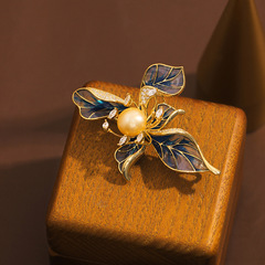 French retro iris elegant flowers blue leaves pearl brooch temperament high-end majestic corsage women's new style
