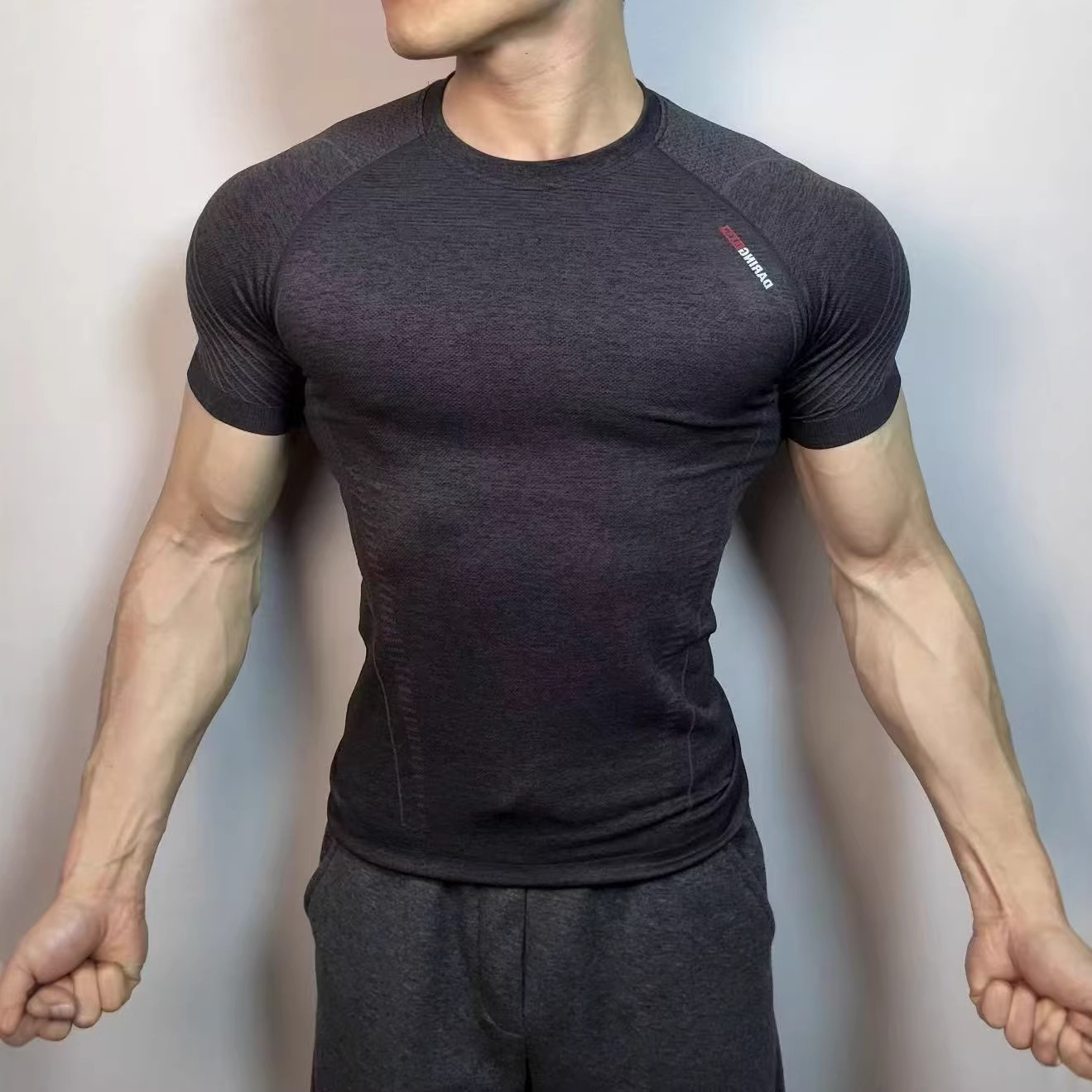 K Seamless Round Neck Fitness T-shirt, Quick Drying Casual Outdoor Sportswear, High Elasticity Threaded Short Sleeved Shirt_viptrois.com