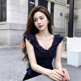 别致很仙的藏青色波点短袖衬衫女夏季蕾丝拼接小飞袖衬衣上衣
