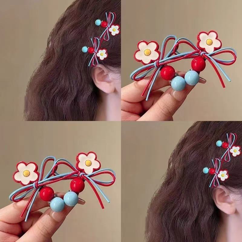 Haarspange Mit Floraler Schleife Und Perlen In Rot Und Blau_voghion.com