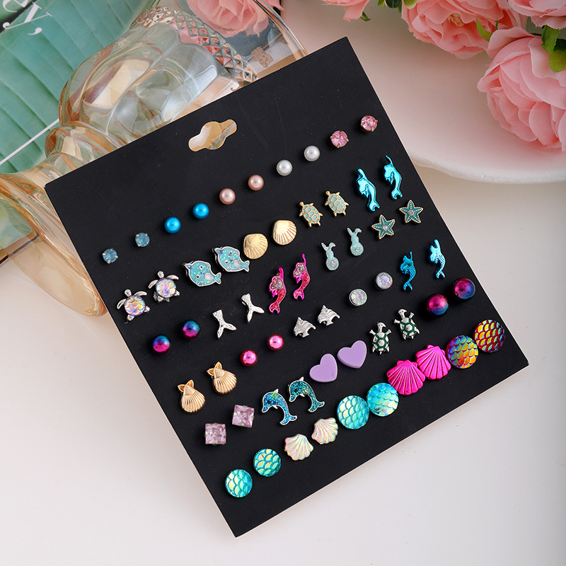 Cute Tortoise Dolphin Shell Alloy Plating Inlay Rhinestones Ear Studs 1 Set display picture 4