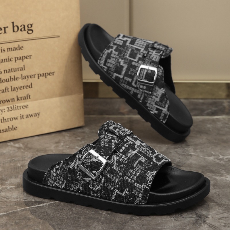 Slippers 2026 New Summer Outdoor Thick-Soled Comfortable Men's Casual Versatile Slide Sandals_vogvips.com