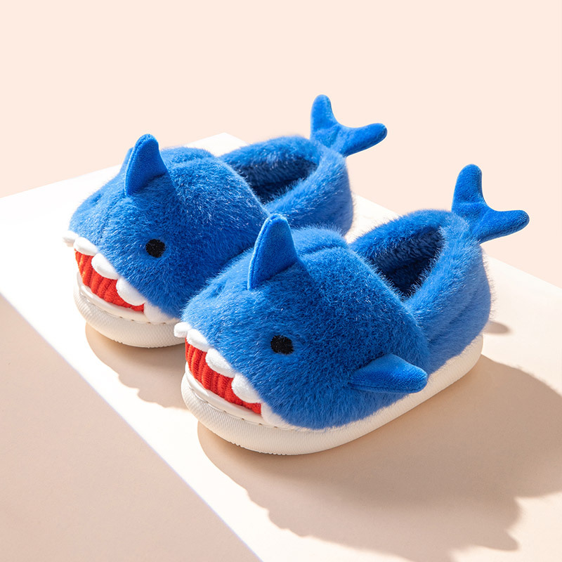 Qidan Shoes Factory Zapatillas de algodón de dibujos animados para niños Shark invierno lindo interior fondo grueso cálido lana zapatillas de felpa al por mayor