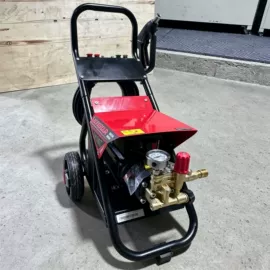 其他洗车工具;喷嘴、喷头;往复泵