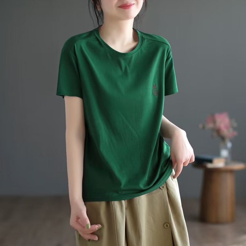 Casual Artistic Solid Color Embroidered Rabbit Short-sleeved Top Women's All-match T-shirt Large Size Women's Base Shirt for Spring and Summer