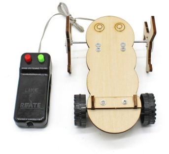 Coche de asalto controlado por cable