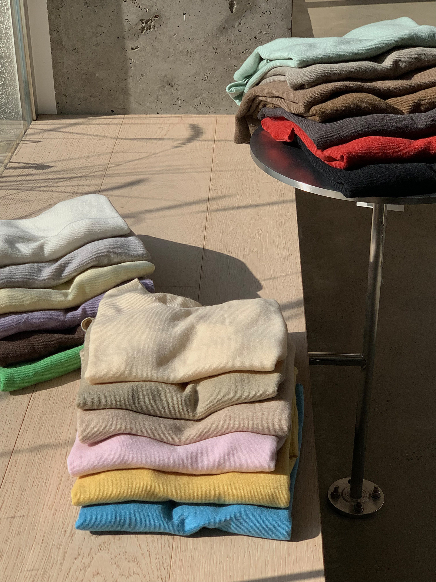 オンライン広州十三行秋冬新作インナーウェアレディース万能着痩せ長袖トップス女性用6058