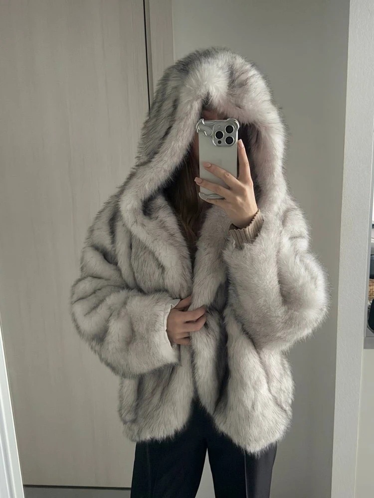 Cross-Border Plush Faux Fur Hooded Coat Top European and American Style Autumn and Winter Thickened Fox Fur Coat Fur Coat