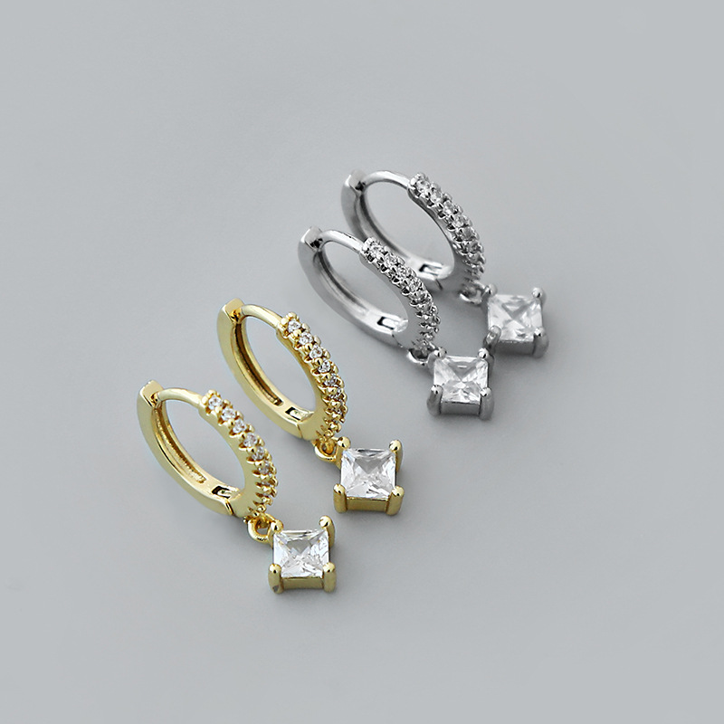 Boucles D&#39;oreilles En Cuivre Avec Pendentif Zircon Carré Simple En Gros Nihaojewelry display picture 2