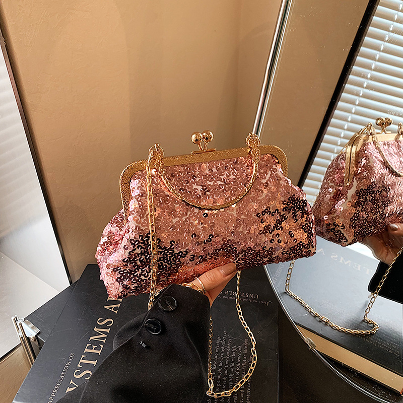 Europa y los Estados Unidos bolso de cena de sequillas mujeres 2025 primavera nuevo bolso de mano bolso de hombro de moda bolso de cadena de corte