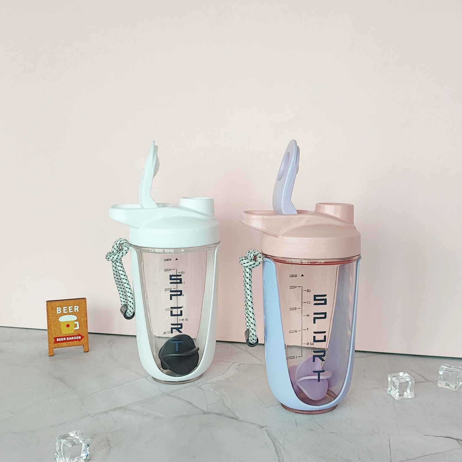 Спортивный ручной детский шейкер-рокер, мешалка со стаканом, 590 мл