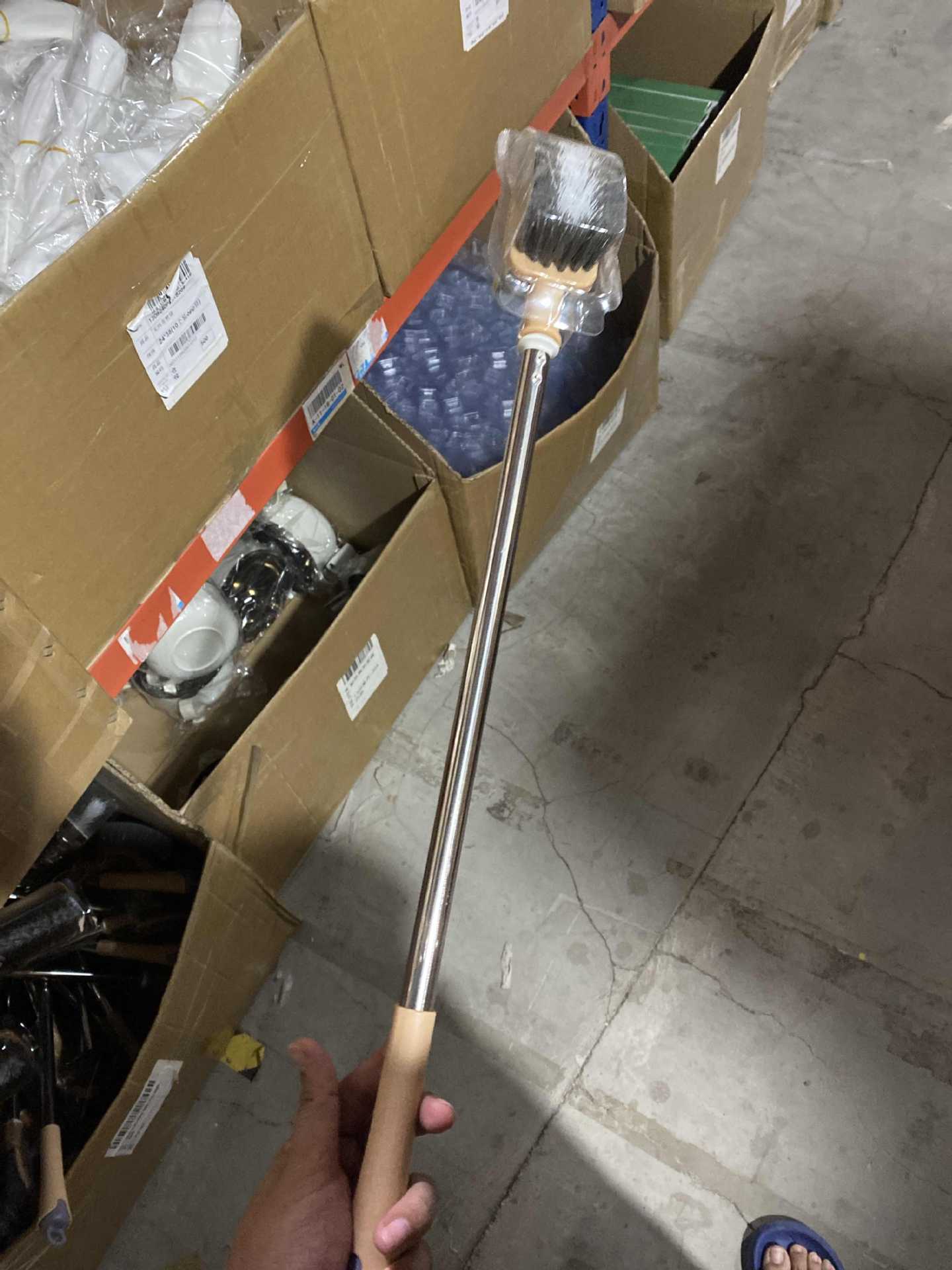 cepillo de inodoro doméstico redondo cuadrado espeso de plástico de acero inoxidable cepillo de inodoro cepillo de hendidura curva cepillo sanitario al por mayor