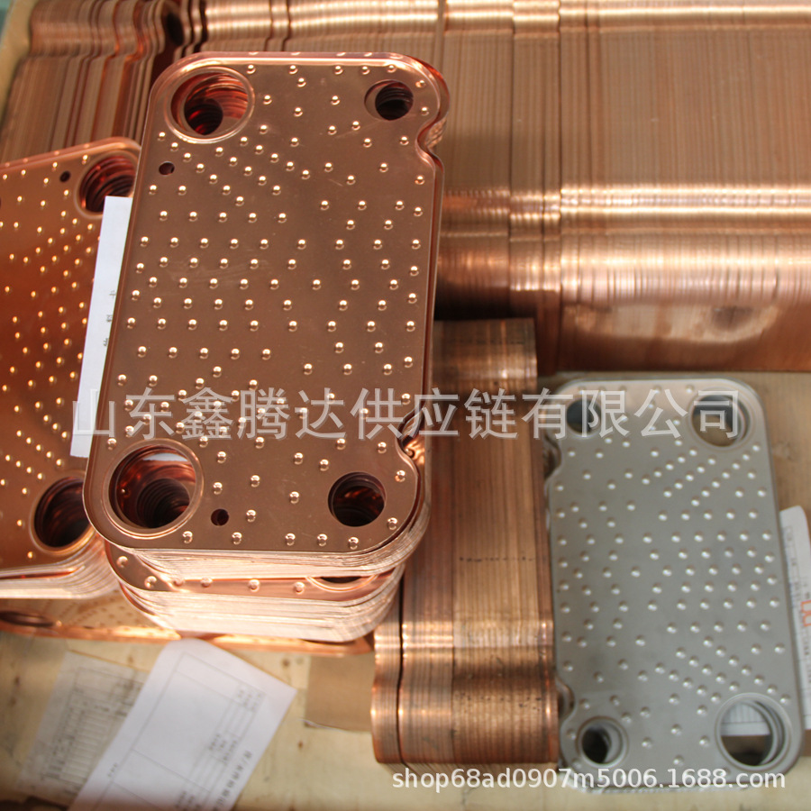 Radiator Hydraulic Retarder Cooler 2155060 2114175 Is Suitable for Commercial Vehicle Engines and Trucks