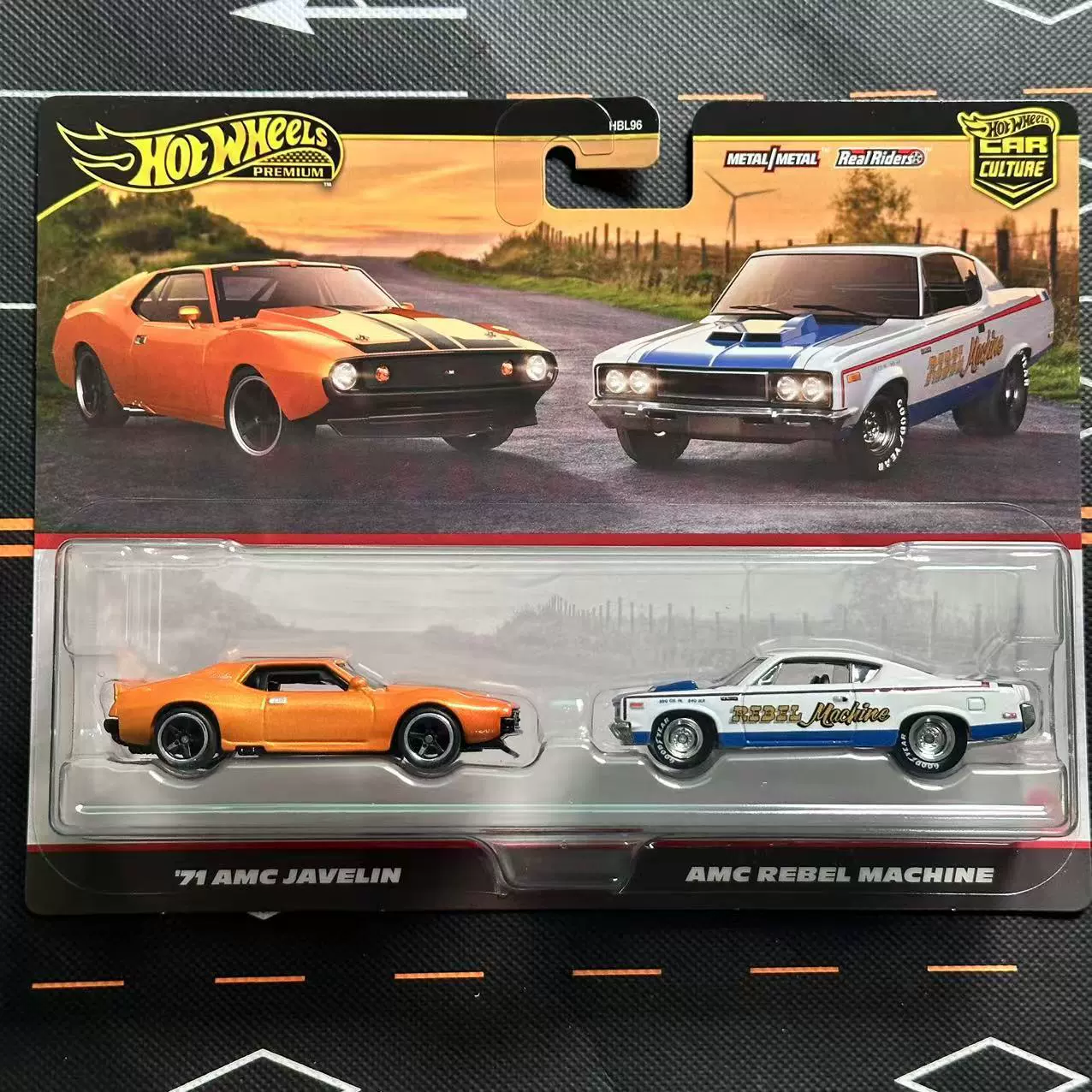 Hot Wheels Двойная крышка автомобиля 2025 Love Collection Mitsubishi Bay Oil GULF Nissan R34 Bugatti HBL96