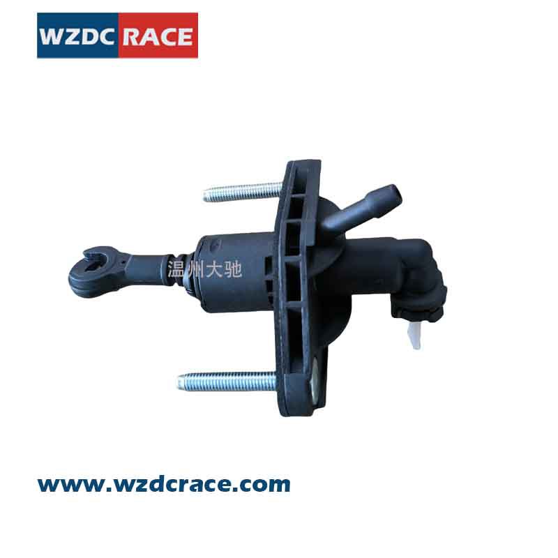 Bombas maestras de embrague para plástico SUZUKI SWIFT 23810-68L21   23810 - 68L20 (en inglés)