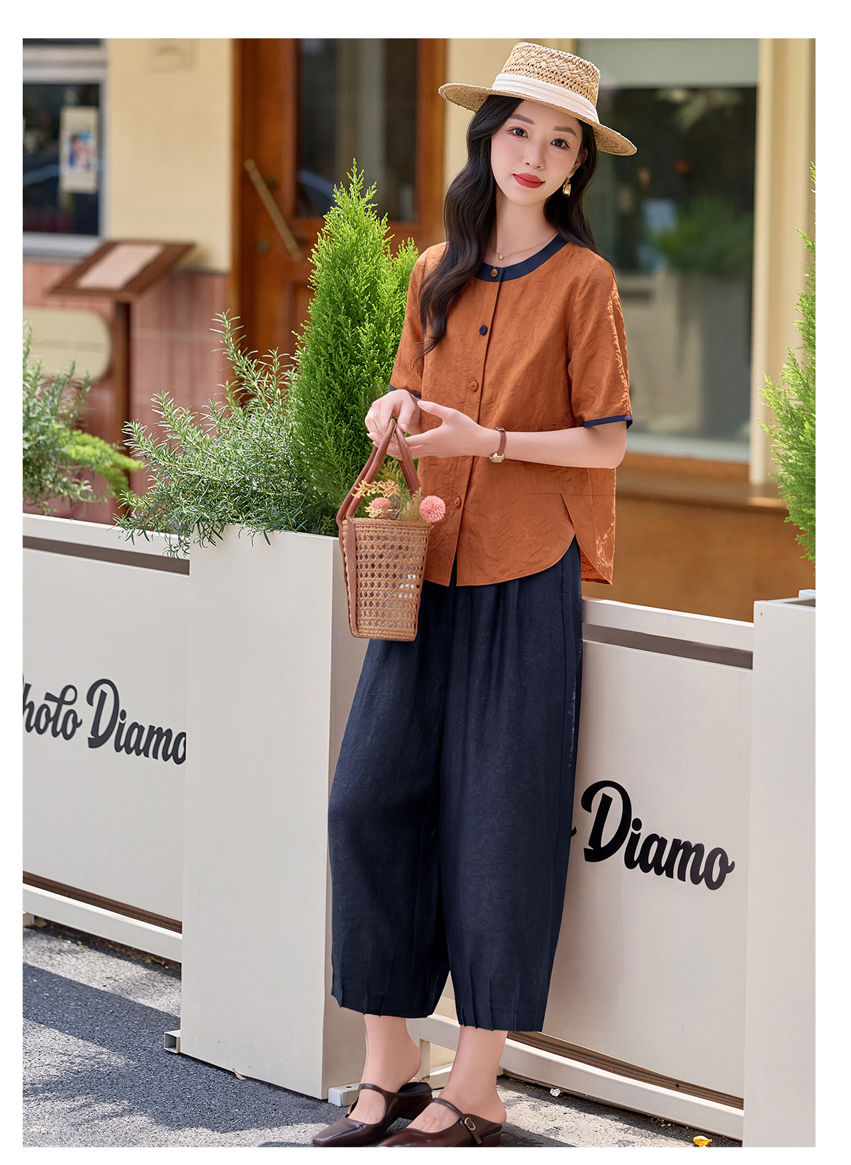 Bộ quần áo nữ hai mảnh gồm áo thun cổ tròn và quần ống đứng dài 9 phần — Cam + Xanh đậm, Vàng + Nâu chi tiết 18