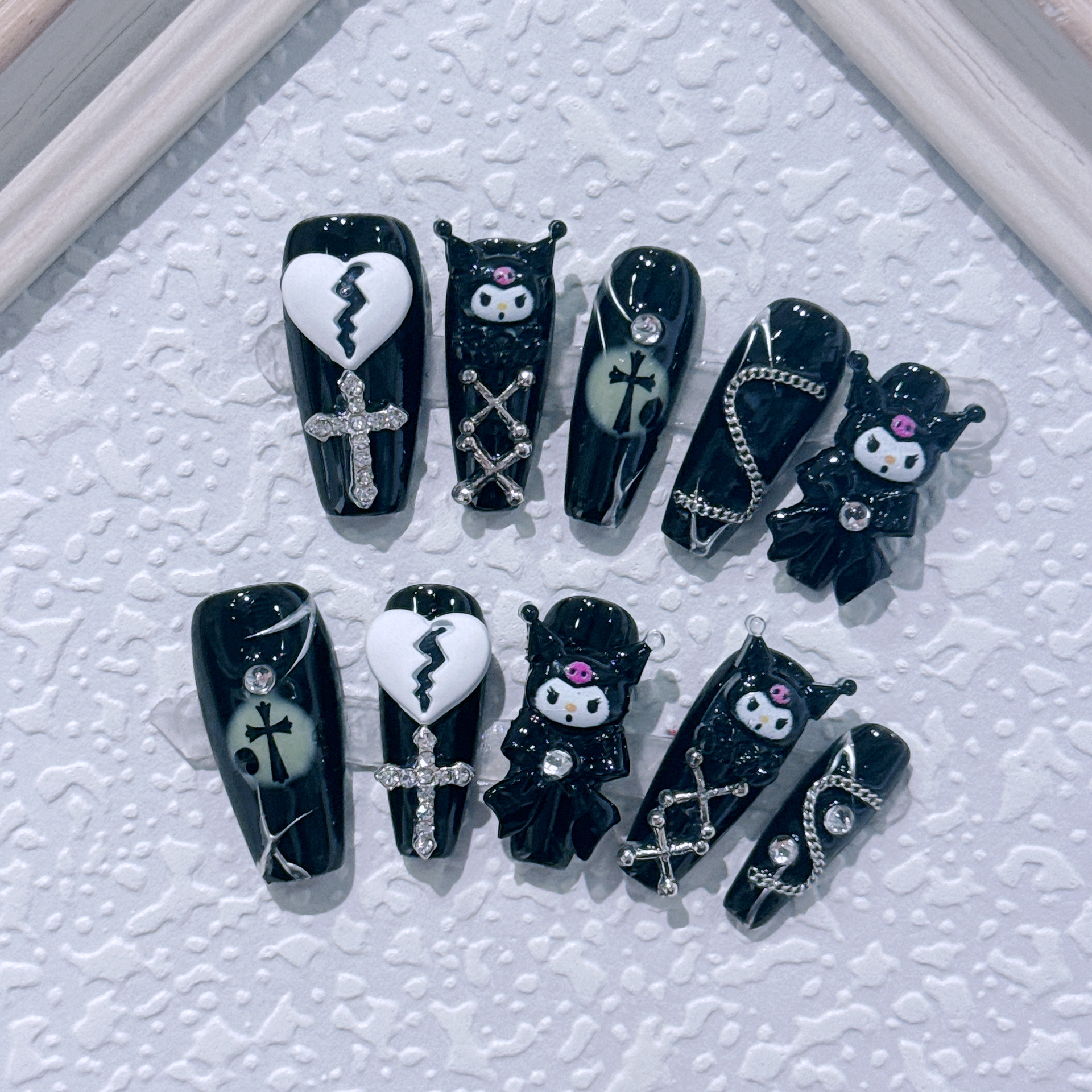 Miss Meow hecho a mano manicura heartbreak coolomi Shibuya chica caliente y2g manicura acabado parche