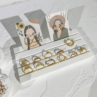 Simple White Gypsum Ring Card Slot Jewelry Display Rack Ring Jewelry Display Storage Shooting Props Stall