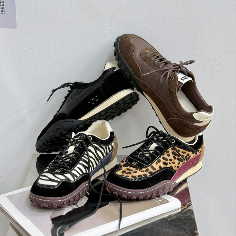 Top-grade cowhide ~ Casual, stylish, versatile, classic lace-up German training shoes, 2026 autumn new model, comfortable height-increasing sneakers Top-grade cowhide ~ Casual, stylish, versatile, classic lace-up German training shoes, 2026 autumn new model, comfortable height-increasing sneakers