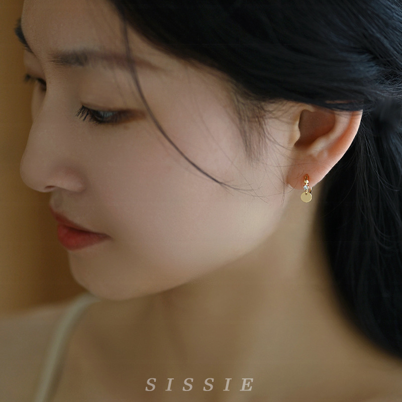 イエローゴールドメッキ S925 スターリングシルバー針ラウンドイヤリング女性用ハイエンドインスタイルインターネットセレブ同じスタイルダイヤモンドイヤリング工場|undefined