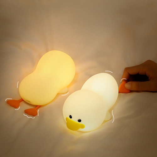 Creative Gentle Duck Night Light, Silicone Tap Night Light with USB, Colorful Atmosphere Remote Control Silicone Night Light