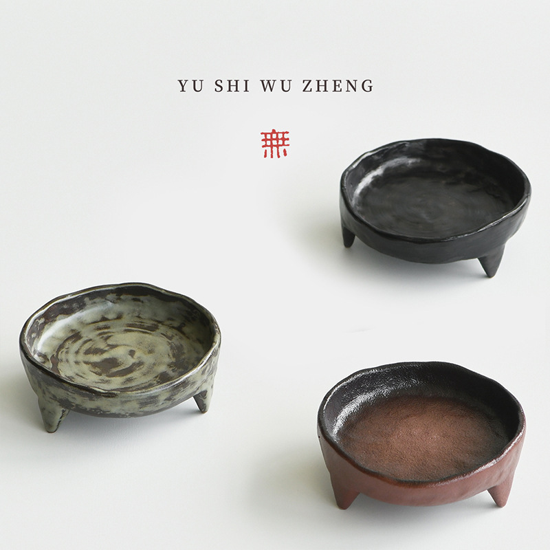 Creative Handmade Three-Legged Plate, Stoneware Tableware, Sauce, Peanut Dish, Chinese Side Dish Plate, Japanese Sushi Tray