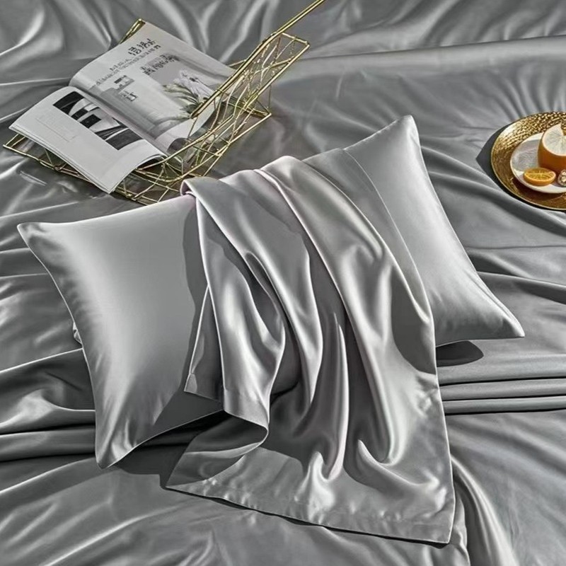 Three Squirrels Ice Silk Pillowcase Simulated Foreign Trade Pillowcase Summer Pillow Core Pillowcase