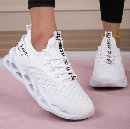 Transfronterizo más el tamaño de los zapatos de los hombres deportes ligero estudiante volando zapatos de malla tejida moda casual coreano moda otoño zapatos para correr
