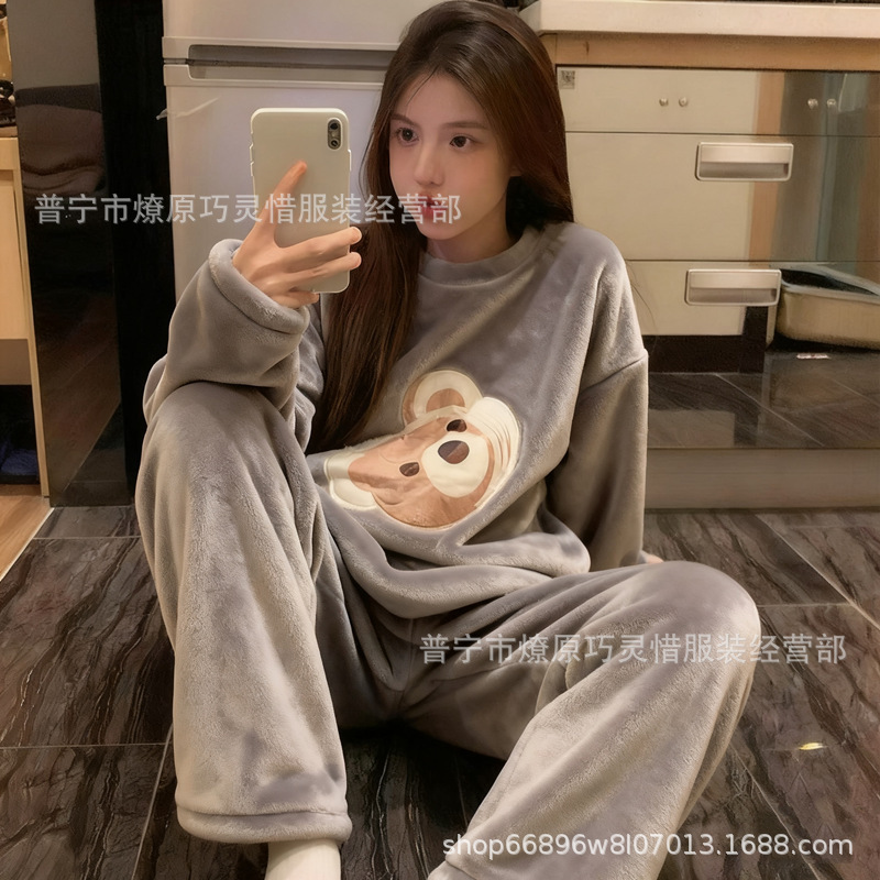 Women's autumn and winter flannel pajamas with cartoon puppy design, suitable for outdoor wear, stylish, warm, fleece-lined, and thick home wear set Women's autumn and winter flannel pajamas with cartoon puppy design, suitable for outdoor wear, stylish, warm, fleece-lined, and thick home wear set