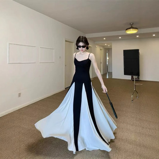 2025�¿ʽ���|ײɫƴ�Ӻڰ��B��ȹŮ�b���������@��A��ȹ�Lȹ