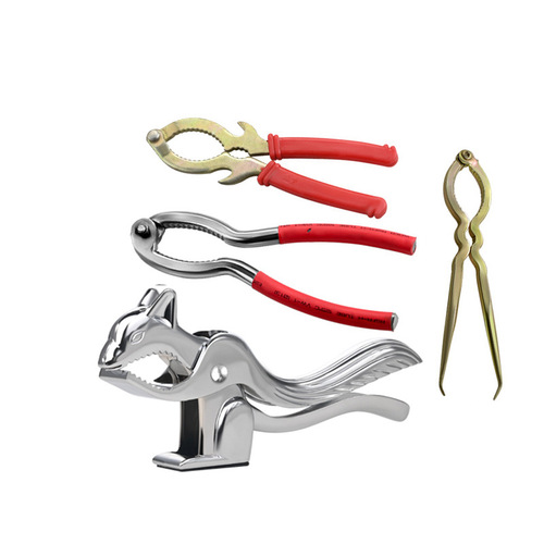 Nutcracker household nut cracker peeling walnut cracker squirrel shape multifunctional nut cracker nut shell cracker manufacturer