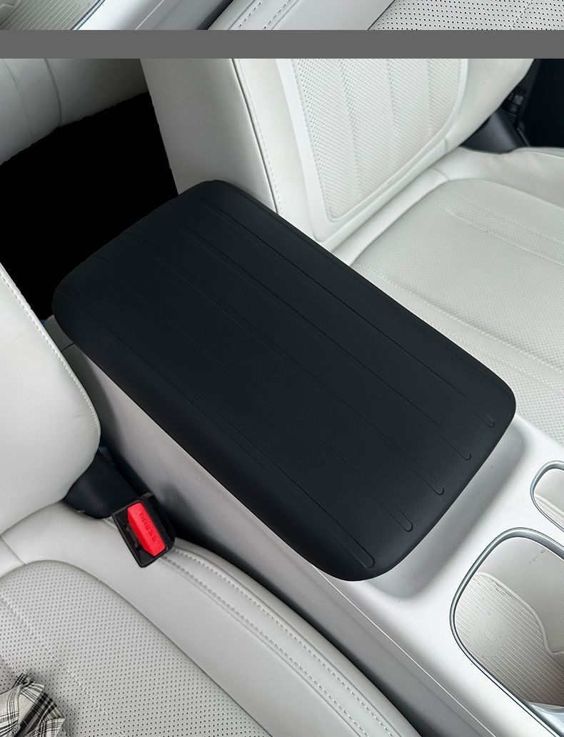 For Voyah Xingyuan Armrest Box Silicone Protective Cover Pink