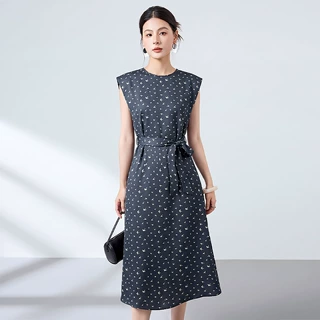 一件代发100%桑蚕丝印花真丝连衣裙女夏系带收腰通勤显瘦长裙5583